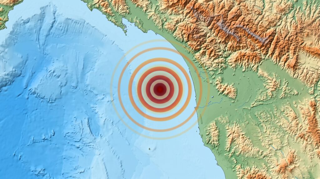 terremoto oggi costa toscana sciame sismico