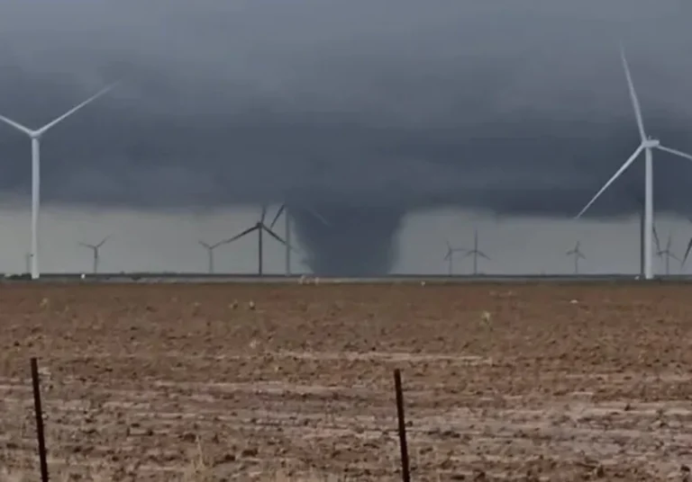tornado claude texas
