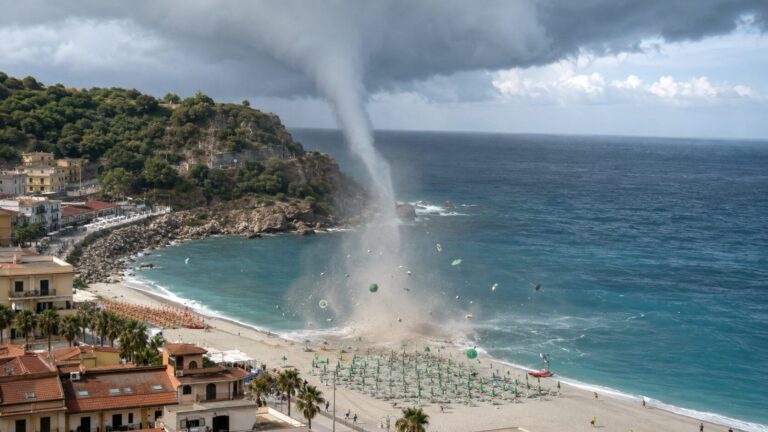 tornado scilla