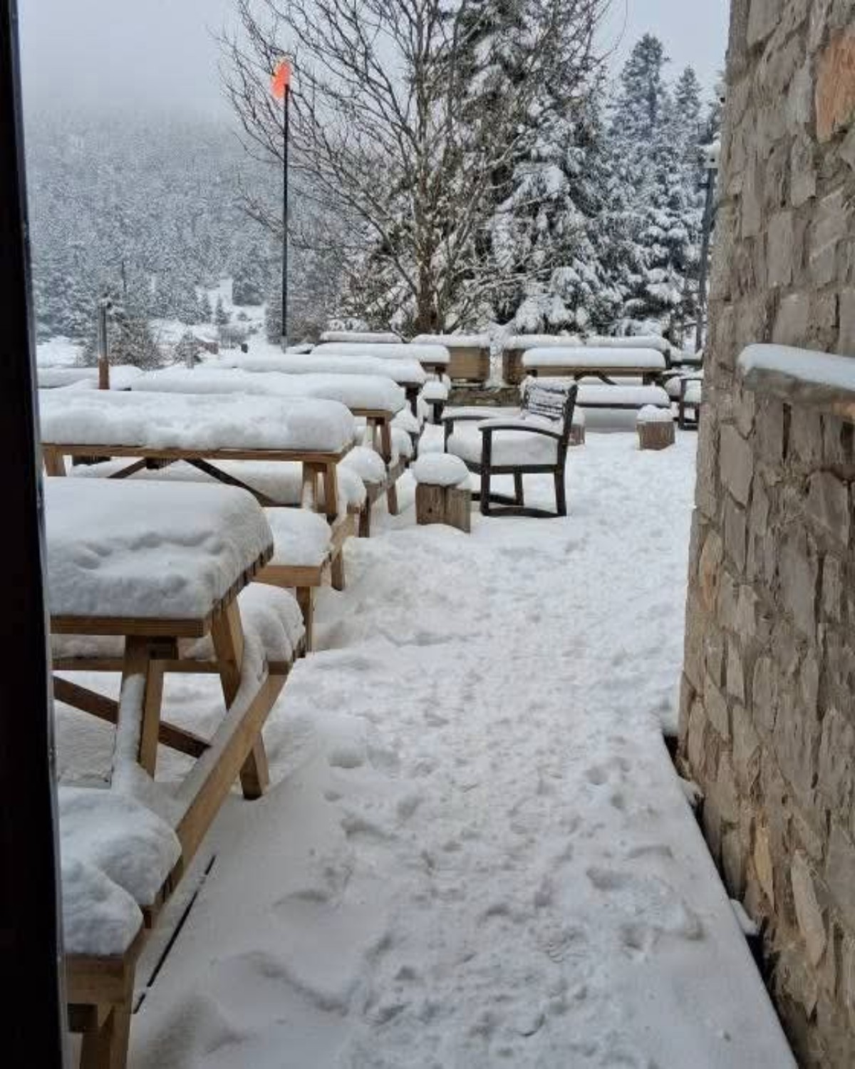 Neve in quota Grecia 28 ottobre 