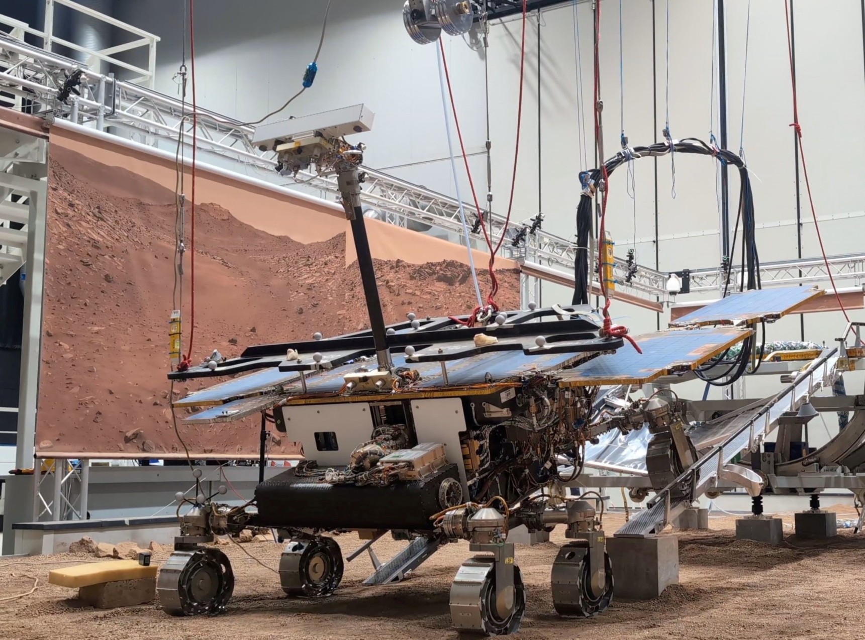 Test del rover Rosalind Franklin su Marte simulato