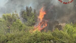 incendio lecce