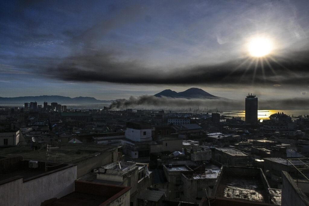 incendio napoli
