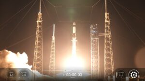 lancio cargo dragon spacex