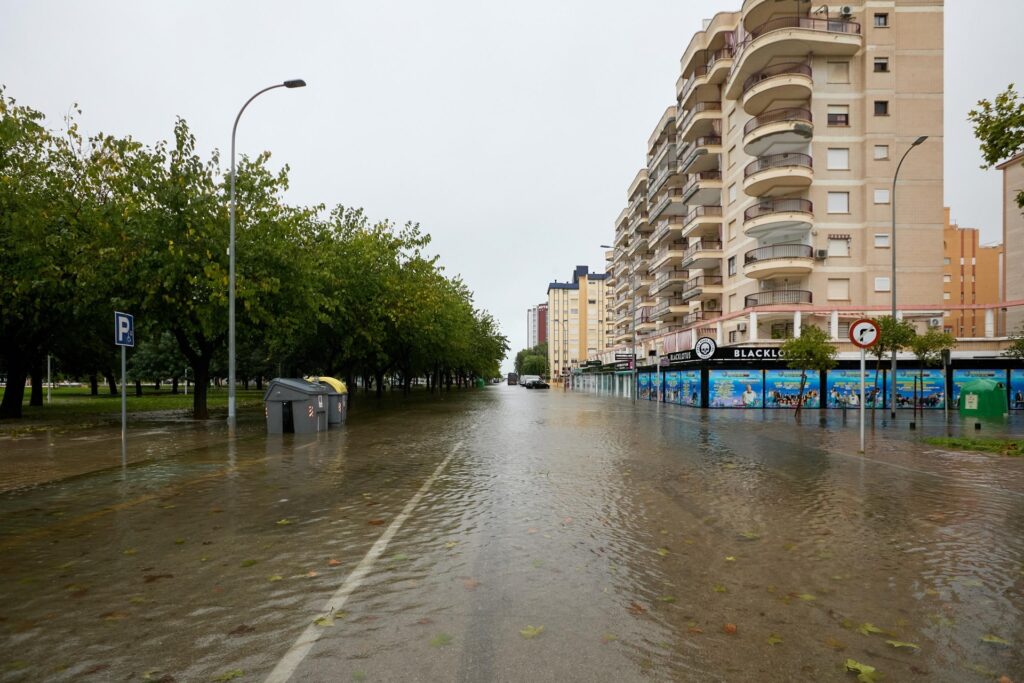 maltempo spagna alluvione valencia