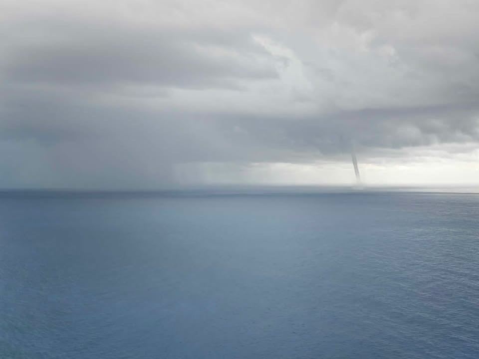 maltempo tromba marina cetraro calabria