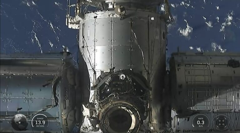 missione crew-12