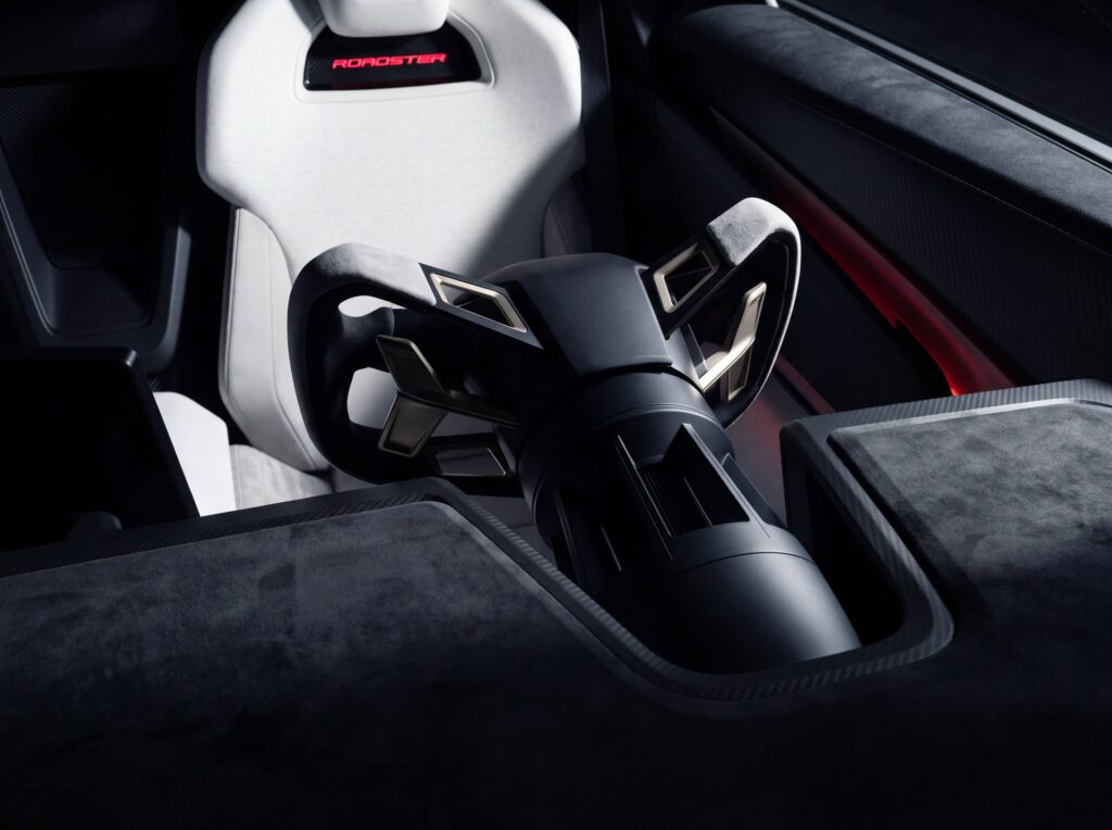 nuova roadster tesla