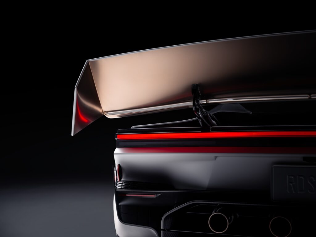 nuova roadster tesla