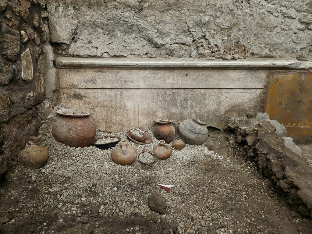 scoperta armadio donna pompei