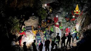 speleologo sardegna