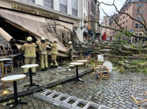 tempesta austen belgio