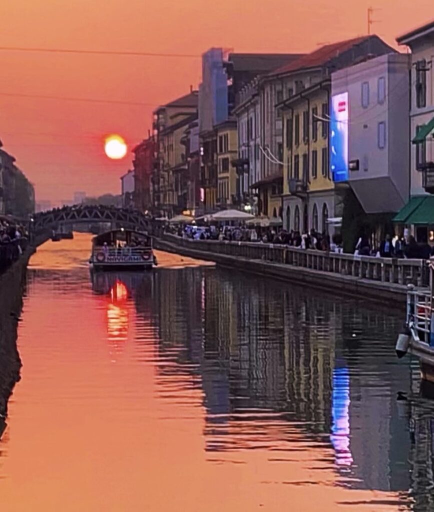 tramonto navigli milano