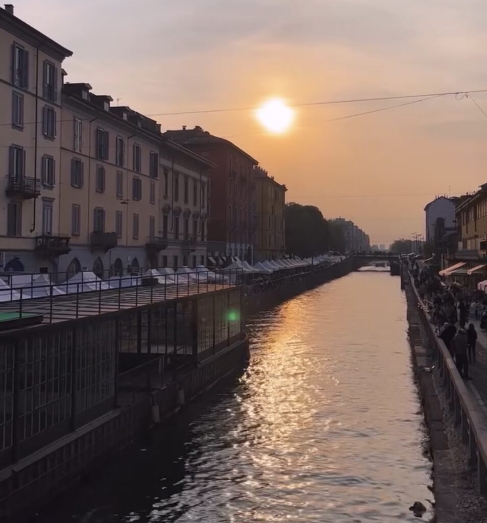 tramonto navigli milano
