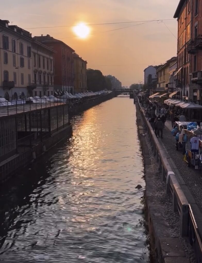 tramonto navigli milano
