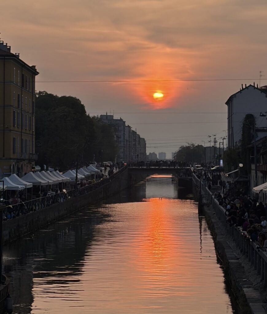 tramonto navigli milano