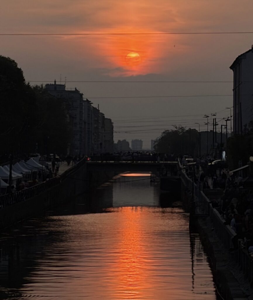 tramonto navigli milano