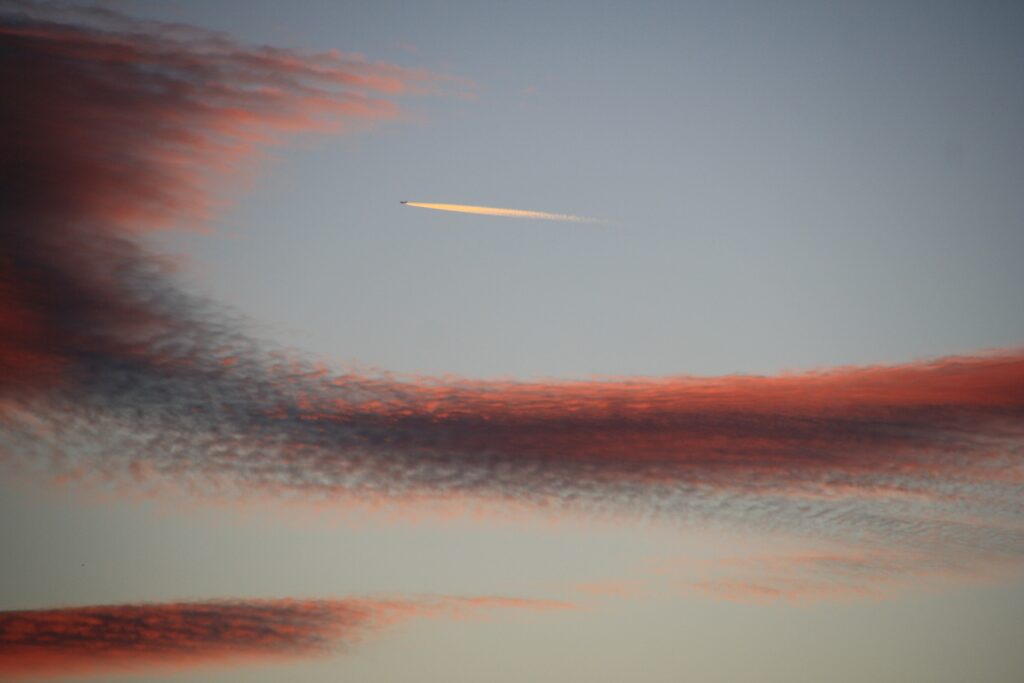 tramonto nubi lenticolari stretto di messina etna 27 ottobre 2026